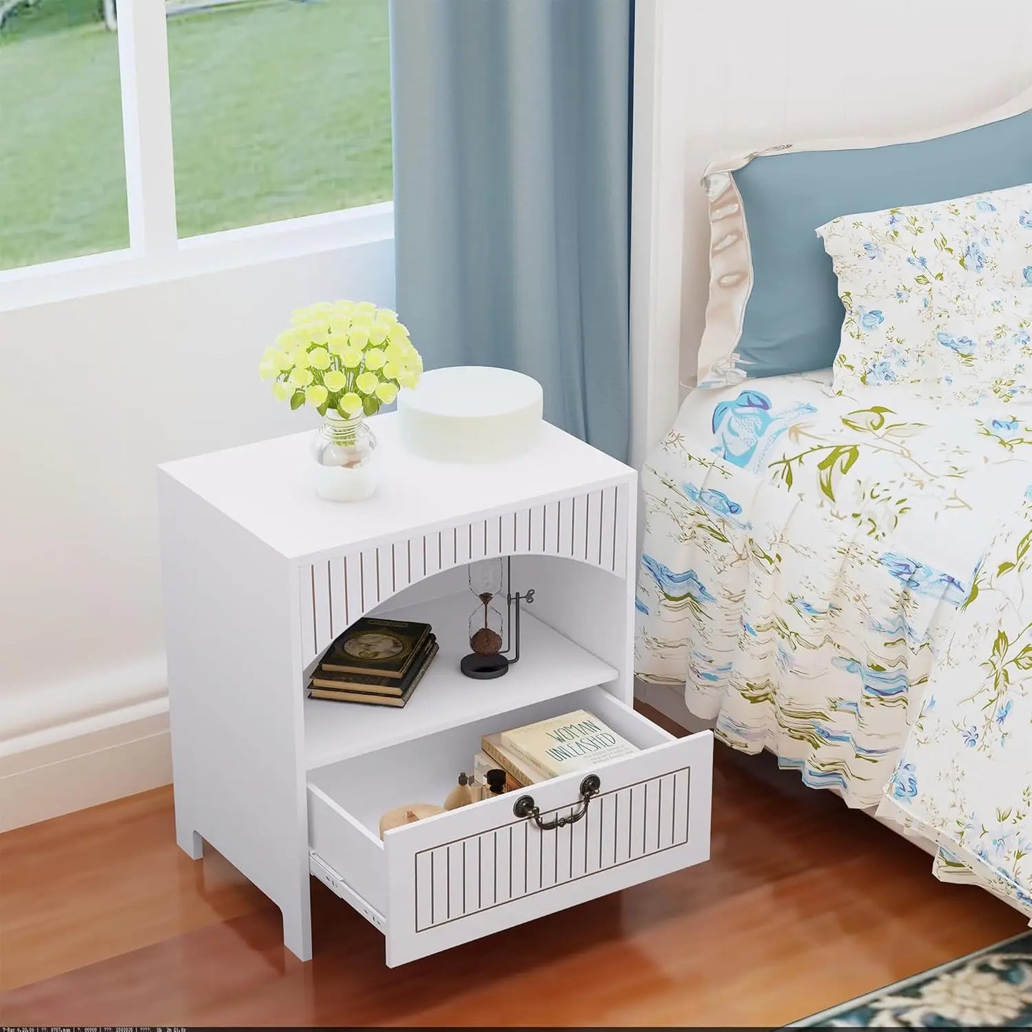 Mid Century Bedside Tables With Drawer